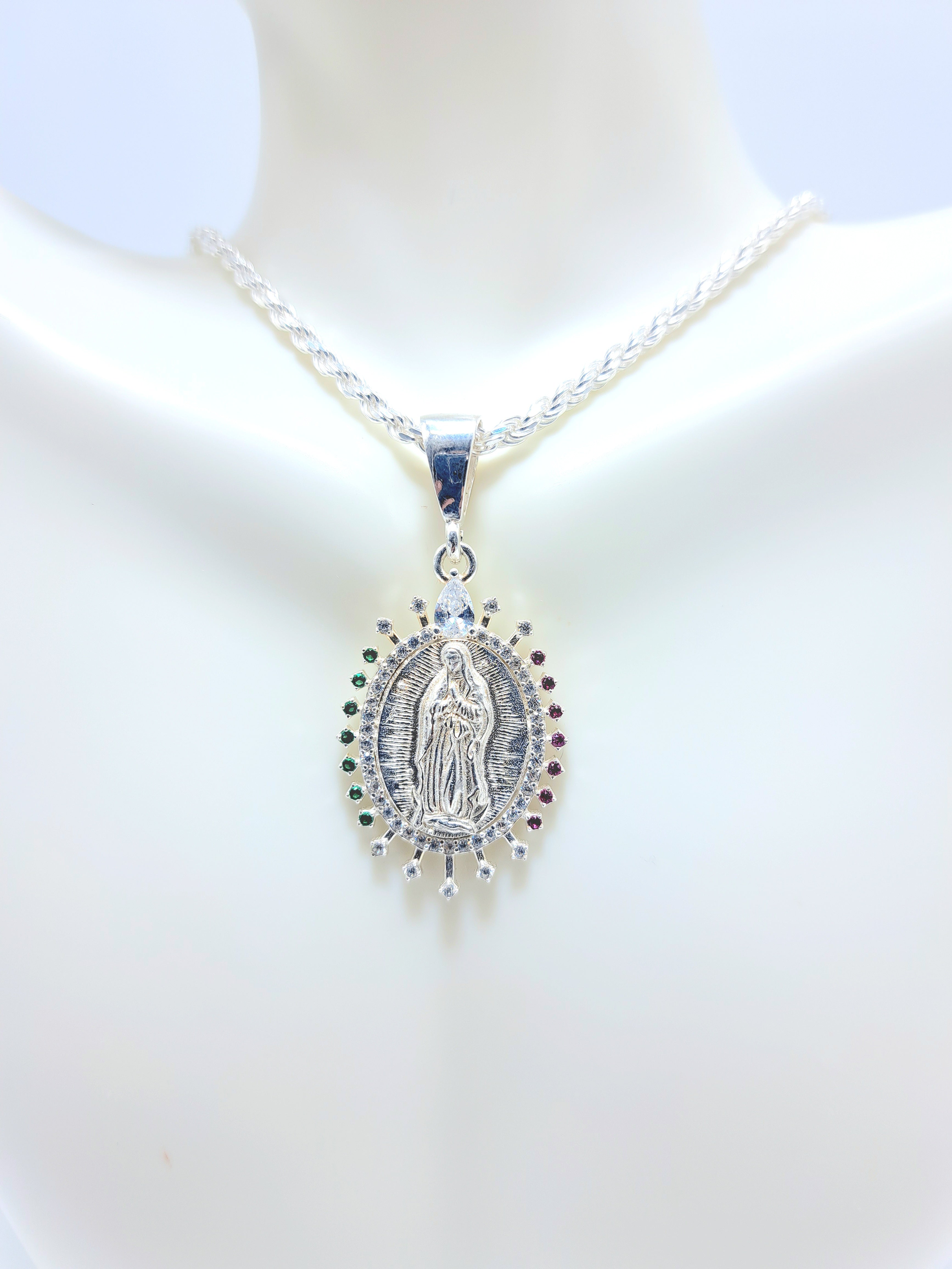 Medalla Virgen Bandera