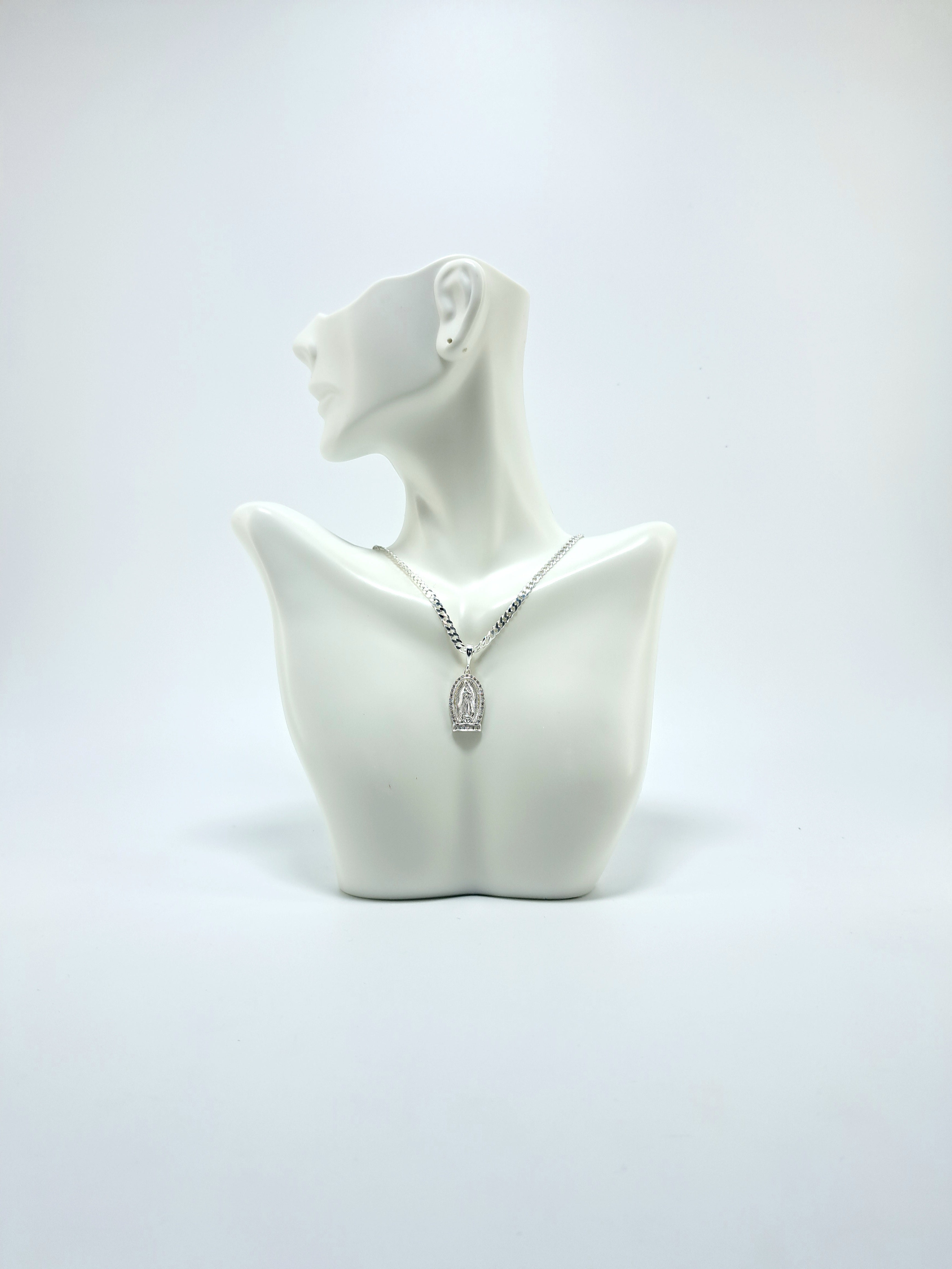 Medalla Guadalupe Circonio Blanca